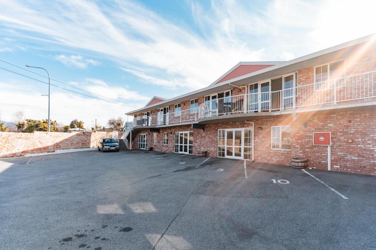 Alexandra Heights Motel Exterior foto